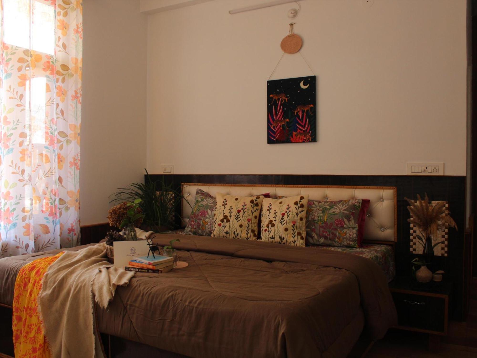 La Casa By Cosmic Kriya Hostel Bīr Екстериор снимка